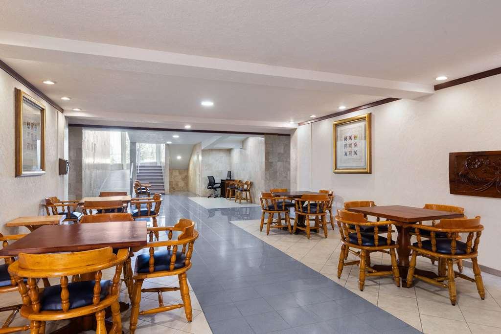 Howard Johnson By Wyndham טולוקה מראה פנימי תמונה